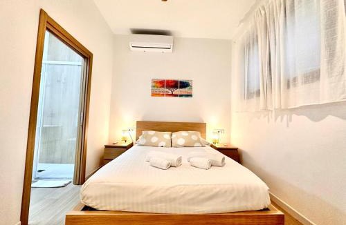 L'Illa Perduda Apartment | Valentia Modern and Comfortable Beachside Style