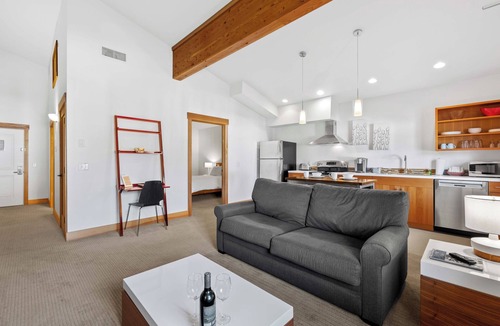 Leavenworth Condo | Valhalla-One Bed Condo Suite*Downtown*Festhalle Area*Walk to Everything!