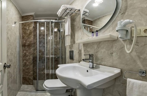 Osmanbey Hotel | Valide Hotel