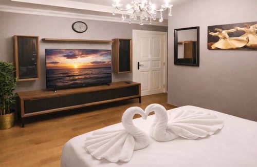 Uskudar Hotel | Valide I Suit