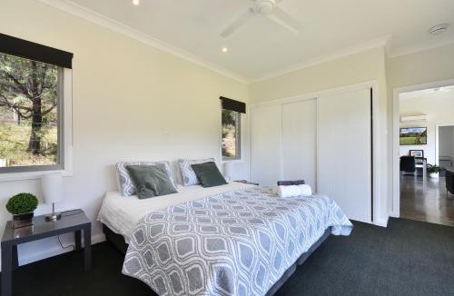 Cessnock City Council Villa | Valle Laguna