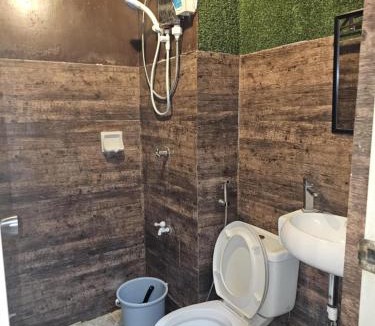 Taytay Apartment | Valley Golf Condominium Staycation