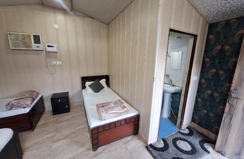 Jogiyana Hotel | Valley King Resort