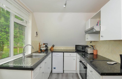 St. Ann's Chapel Cabin | Valley Lodge 2, Callington