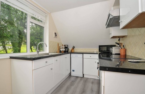 St. Ann's Chapel Cabin | Valley Lodge 2, Callington
