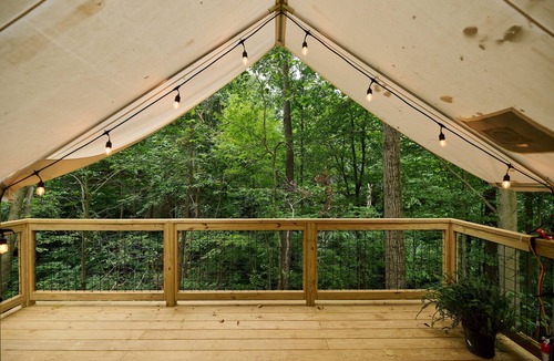 Cuyahoga Falls RV Rental | Valley Overlook, Peninsula, Ohio - Glamping Tent P7