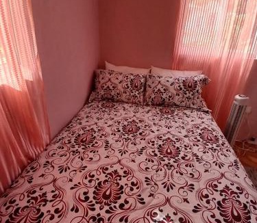 Trafalgar Apartment | Valley View Inn