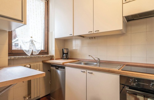 Taceno Apartment | ValleyHideaway with private garden near Como lake