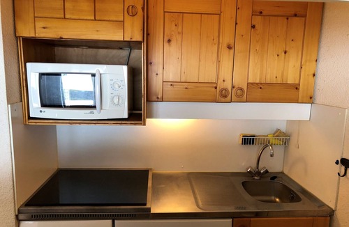 Valmorel Apartment | Valmorel, at the foot of the slopes, 2 rooms, 4 people.