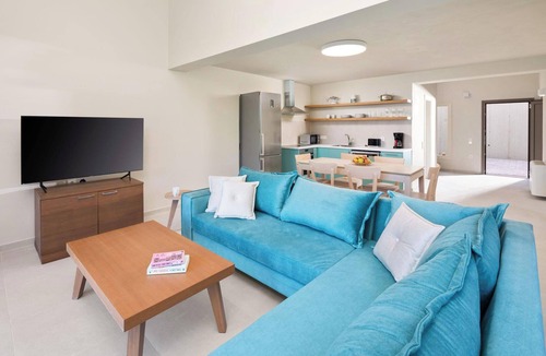 Notos Villa | Valtes Green - Three Bedroom Villa, Sleeps 6