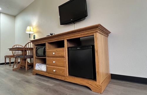 Shipshewana Hotel | Van Buren Hotel