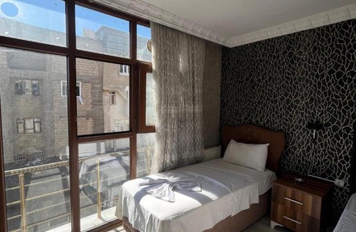 Ipekyolu House | VAN SERHAT Pansiyon