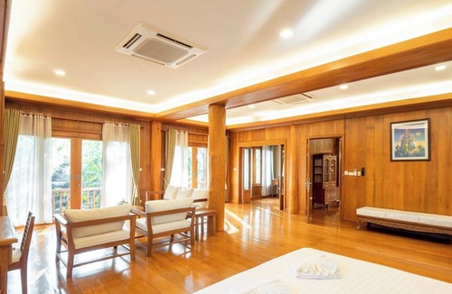 Tak Hotel | Vanasin Residence