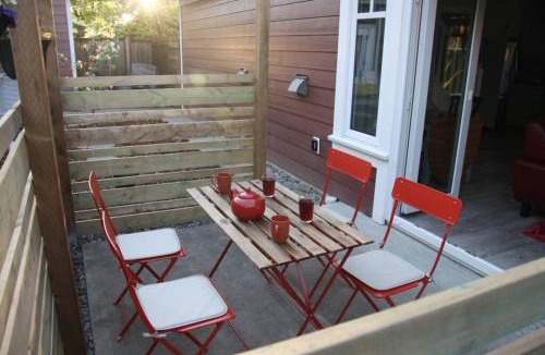 Arbutus Ridge House | Vancouver Traveller Cottage