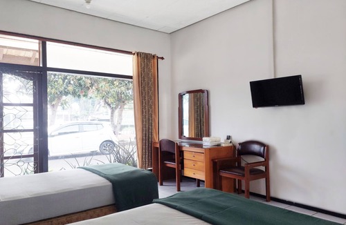 Sidomulyo Hotel | Vanda Villa Batu