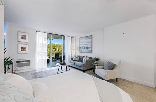 Vanderbilt Beach Condo | Vanderbilt Towers at Vanderbilt Beach- Bayside