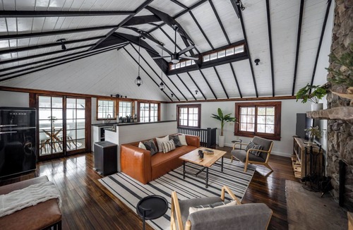 Cleveland Cabin | Vanderkamp