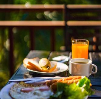 Vang Vieng Hotel | Vang Vieng Savanh Sunset View Resort