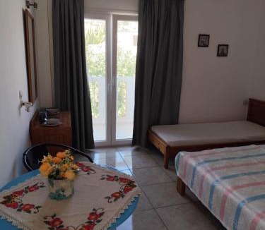 Pitsidia House | Vangelis rooms