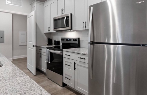 Newberry Apartment | Vanguard 2BD 14 - Two Bedroom Apartment, Sleeps 4