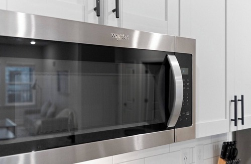 Newberry Apartment | Vanguard 2BD 20 - Two Bedroom Apartment, Sleeps 4