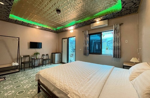 Hoa Lu Bed & Breakfast | Vani's Home