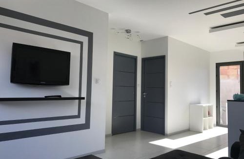 Pierrelatte Apartment | Vanilla