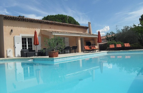 Vidauban House | VAR Maison Climatisée 10 Personnes 5 Chambres Piscine Terrain de Boules
