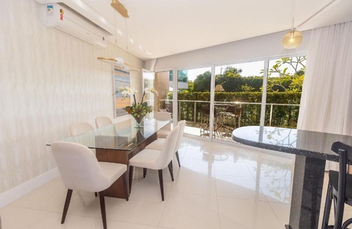 Bombas Apartment | Varandas do Atlântico 01B – Oceanfront Building - 4 Bedrooms - 1 Parking Space | Bombas Beach