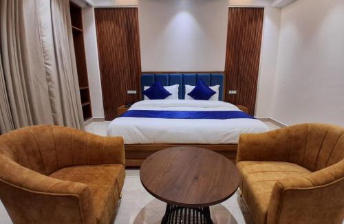 Sarahan House | Vardhn Villa