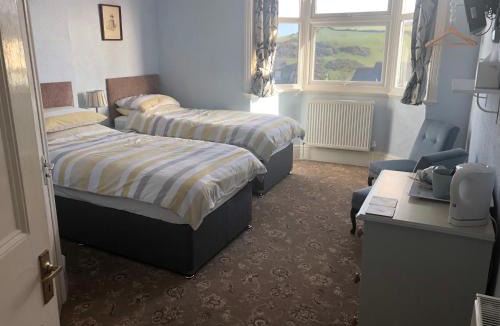Hele House | Varley House