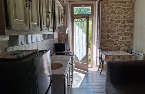 Sollies Pont Other | VAROISE COUNTRYSIDE-IN THE GAPEAU VALLEY-COMFORTABLE 2-PERSON COUNTRY COTTAGE