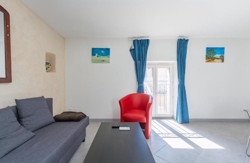 Charleval Apartment | Vaste appart de 45 m2 climatisé -n4