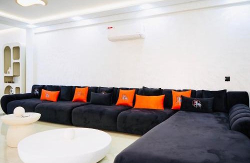 Gueliz Apartment | Vaste duplex neuf modernes et raffiné
