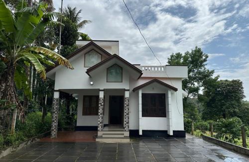 Sulthan Bathery Villa | Vathika Villa