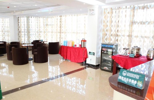 Suining County Hotel | Vatica Xuzhou Suining Bus Station Bayi West Road Hotel