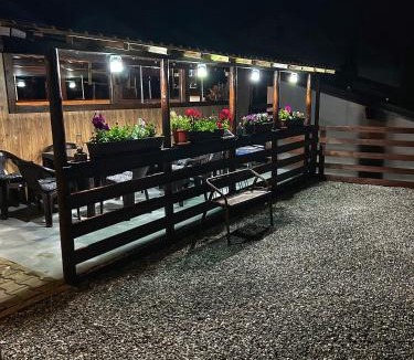 Neagra Sarului House | Vatra Muntilor