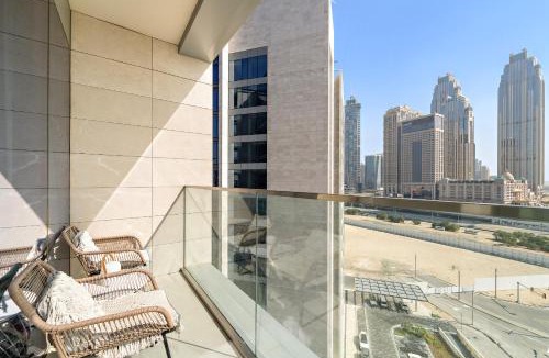 Al Safa Apartment | VayK - Elegant Canal-Front 1 BD in a Prime Location