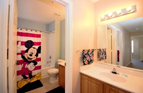 Venetian Bay Villages Villa | VB028 4BR 3 Bath Corner Unit Close To Clubhouse And Pool
