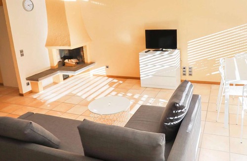 Velbert Apartment | VE01 modern holiday flat with WiFi
