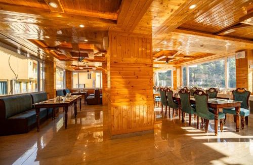 Shimla Hotel | Vedikant Pine Tree Resort