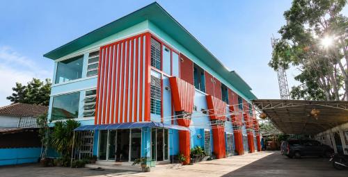 Nong Chaeng Hotel | Veerakit Grand Hotel Udon Thani