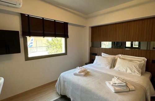 Amarousion Apartment | Vellur 2