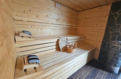 Frydman Villa | Velo Active & Spa
