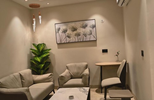 Greater Noida Apartment | Velora Stay