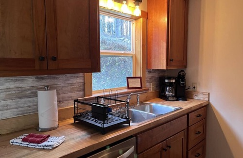 Willis House | VeloWay Chalet for the cyclist in you! by Buffalo Mountain Getaway