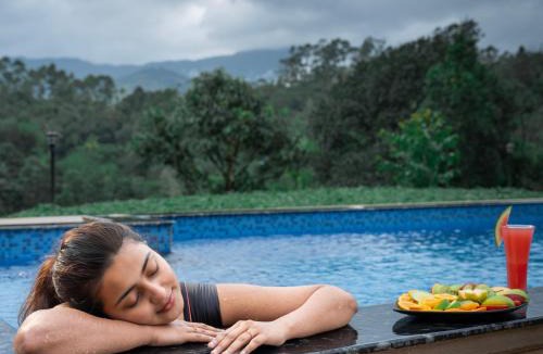 Chithirapuram Hotel | Velvet Revive Munnar