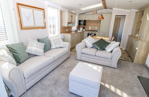 Cowes Cottage | Vendee Lodge
