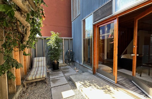 Venice House | Venice beach- Great architecture- Steps to sand - monthly rental