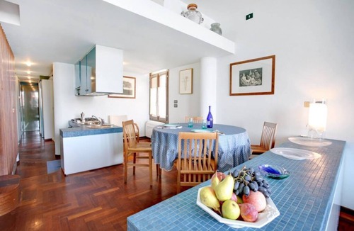 Molina Apartment | Venice, Giudecca, comfortable apartment for 5 with a magnificent view of the can